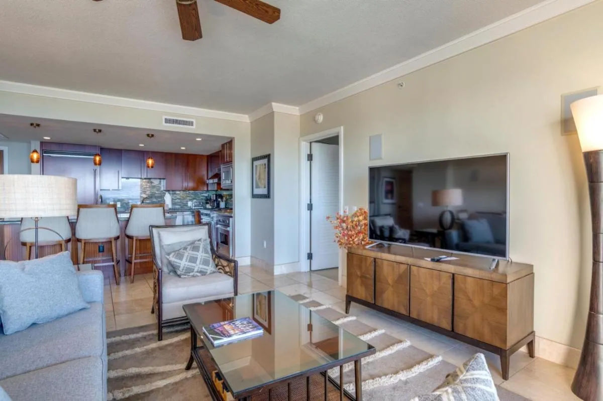 Image 6 of KBM Resorts: Honua Kai Konea HKK-829 Full Ocean View Includes Rental Car