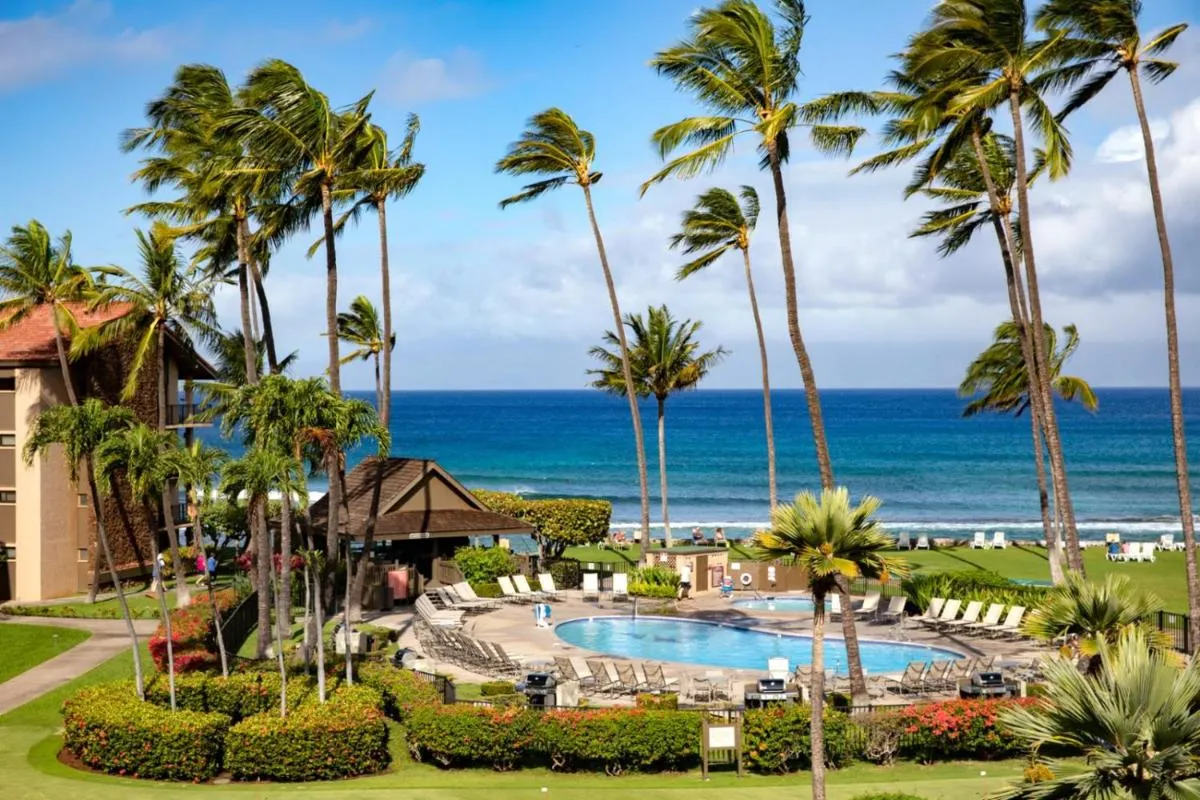 Image 3 of KBM Resorts: Papakea PKC-404 Large Bath Oceanview – Fully Air Conditioned Includes Rental Car