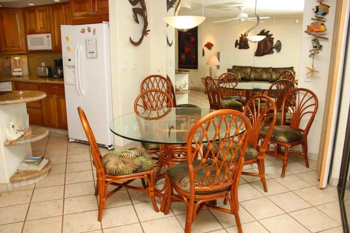 Image 5 of KIHEI BEACH, #303 condo