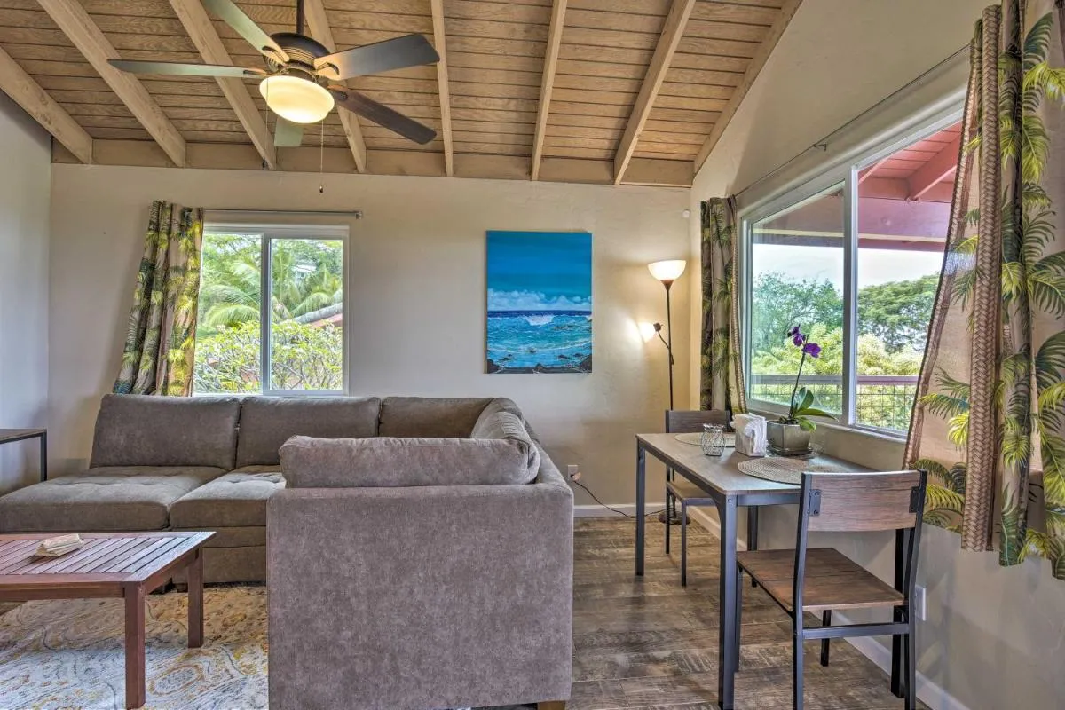 Image 3 of Kailua-Kona Hillside Apt Less Than 3 Miles to Beaches!