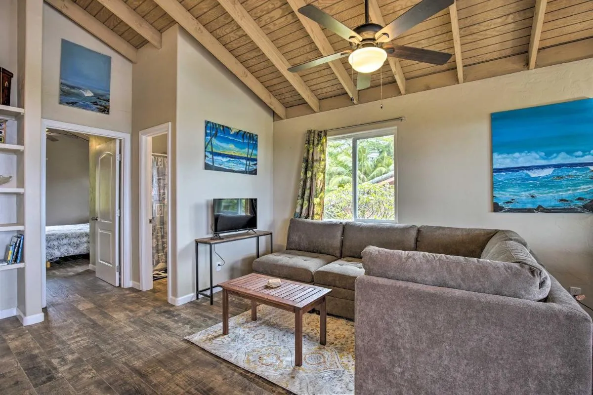 Image 5 of Kailua-Kona Hillside Apt Less Than 3 Miles to Beaches!
