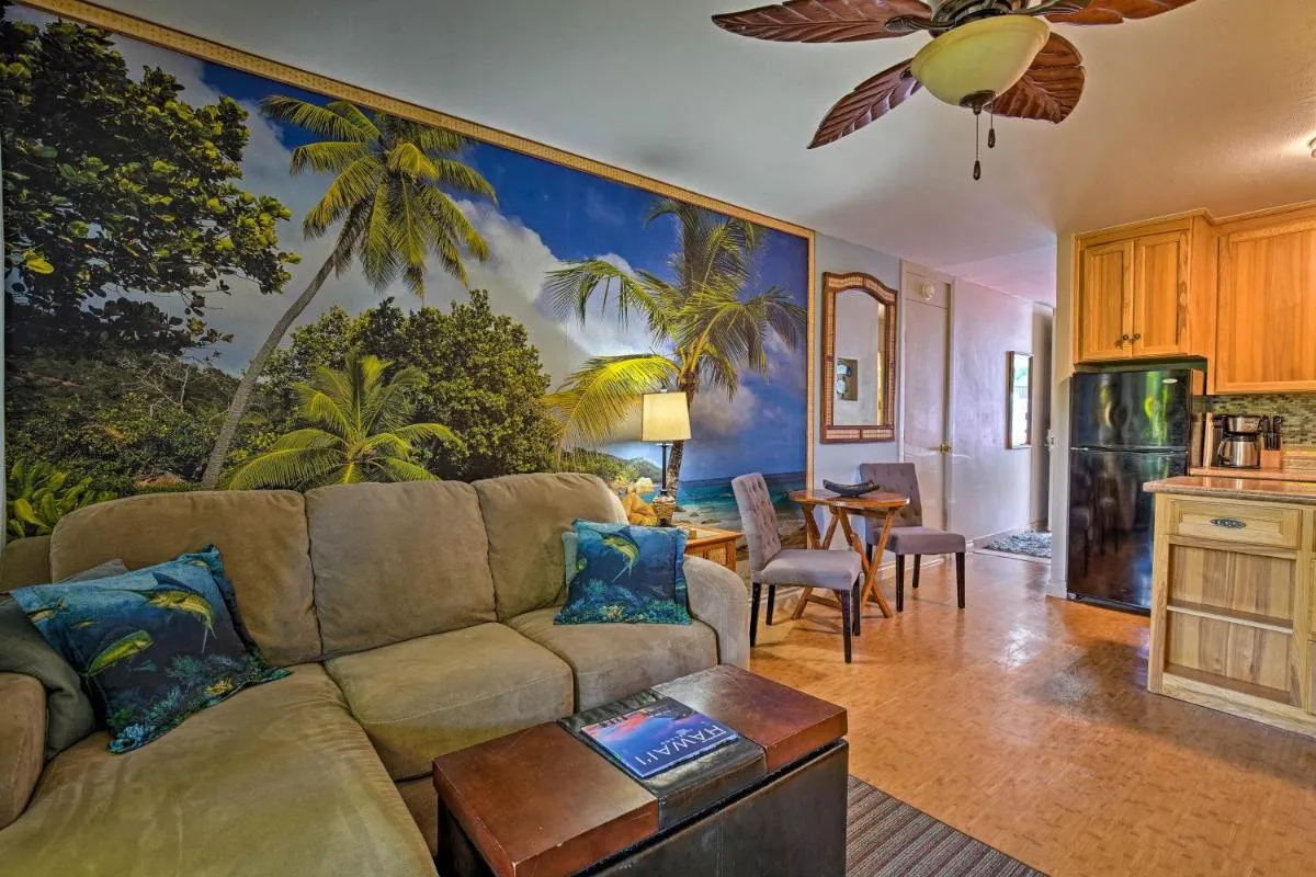 Image 3 of Kailua Studio with Pool Access and Garden Views!