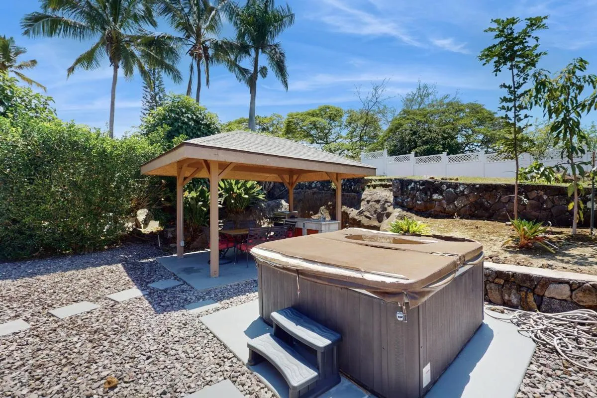 Image 2 of Kailua View Estates Hoene