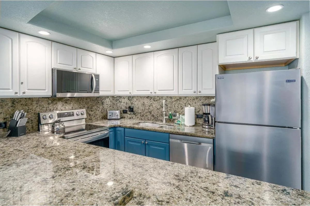 Image 2 of Kamaole Sands 7-105 – Tranquil Retreat, Split AC!
