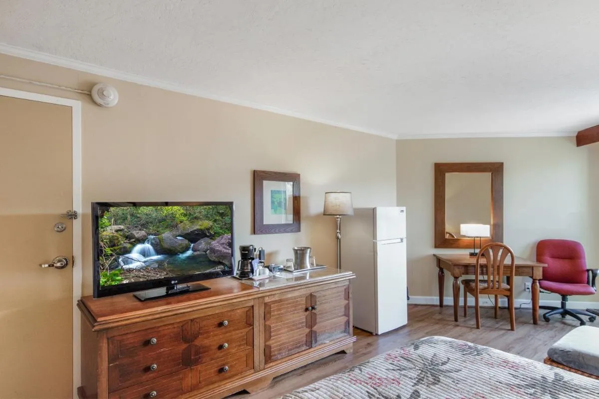 Image 2 of Kauai Beach Resort Room 2309