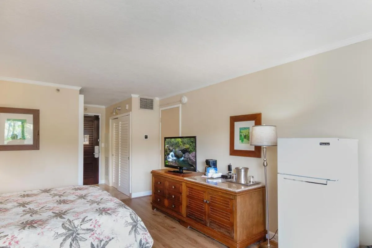 Image 3 of Kauai Beach Resort Room 2309