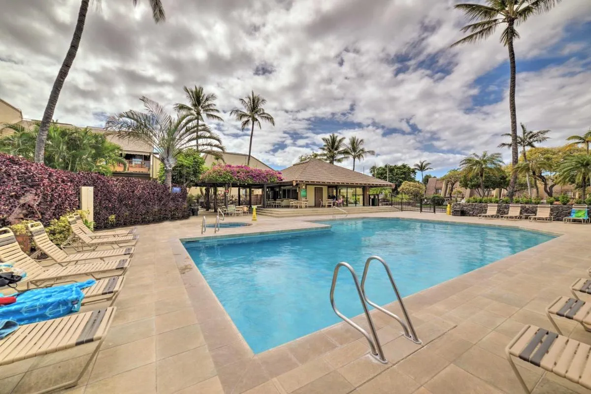 Image 2 of Kihei Condo with Resort Amenities Walk to the Beach