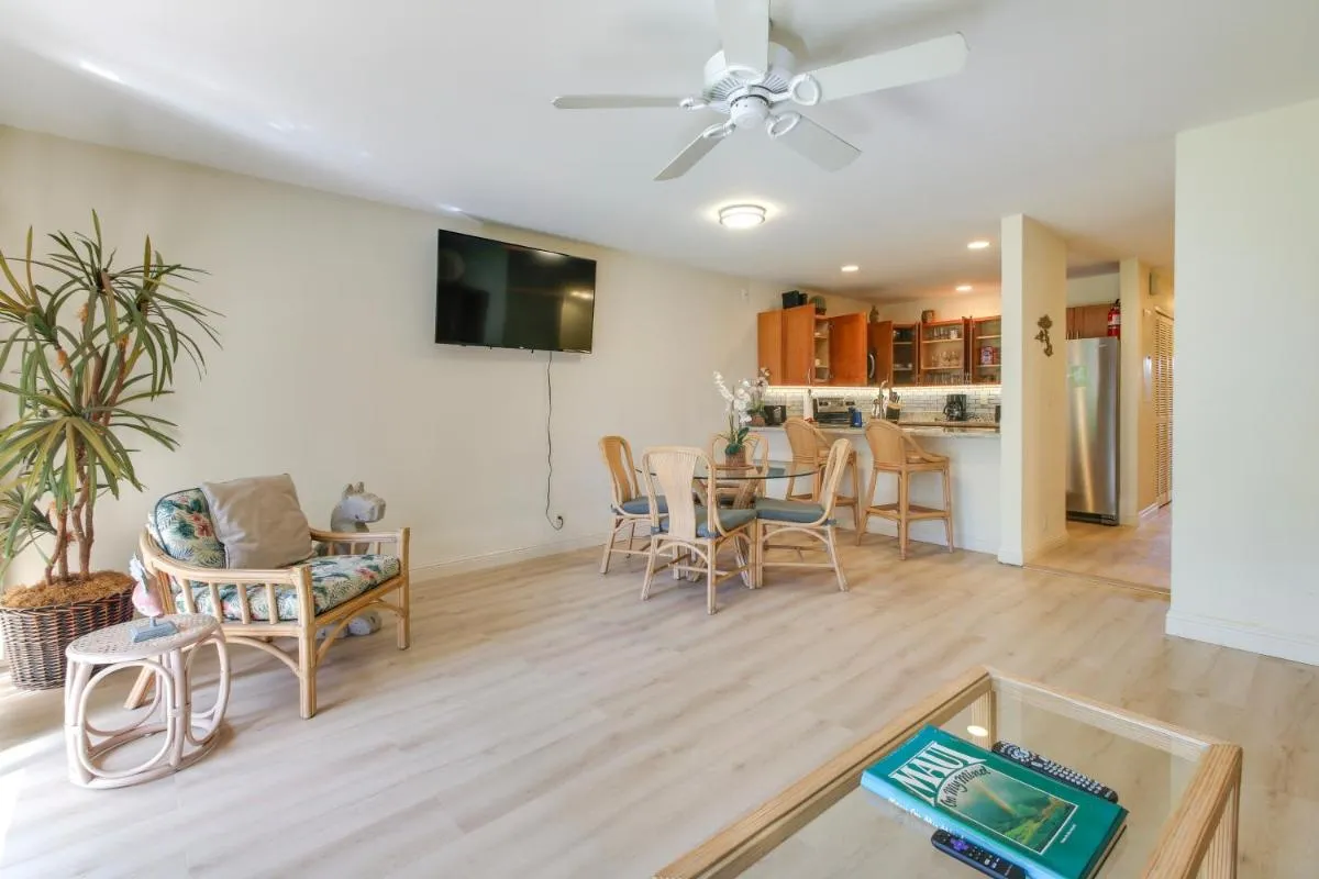 Image 4 of Kihei Condo with Resort Amenities Walk to the Beach