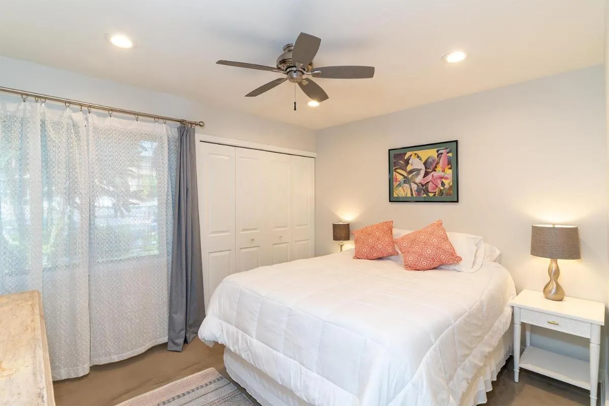 Image 4 of Kihei Garden Estates B-103 – Modern Designer Condo