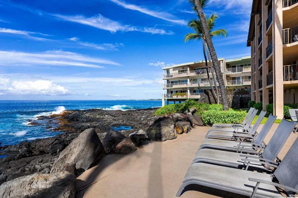 Image 3 of Kona Makai 6303