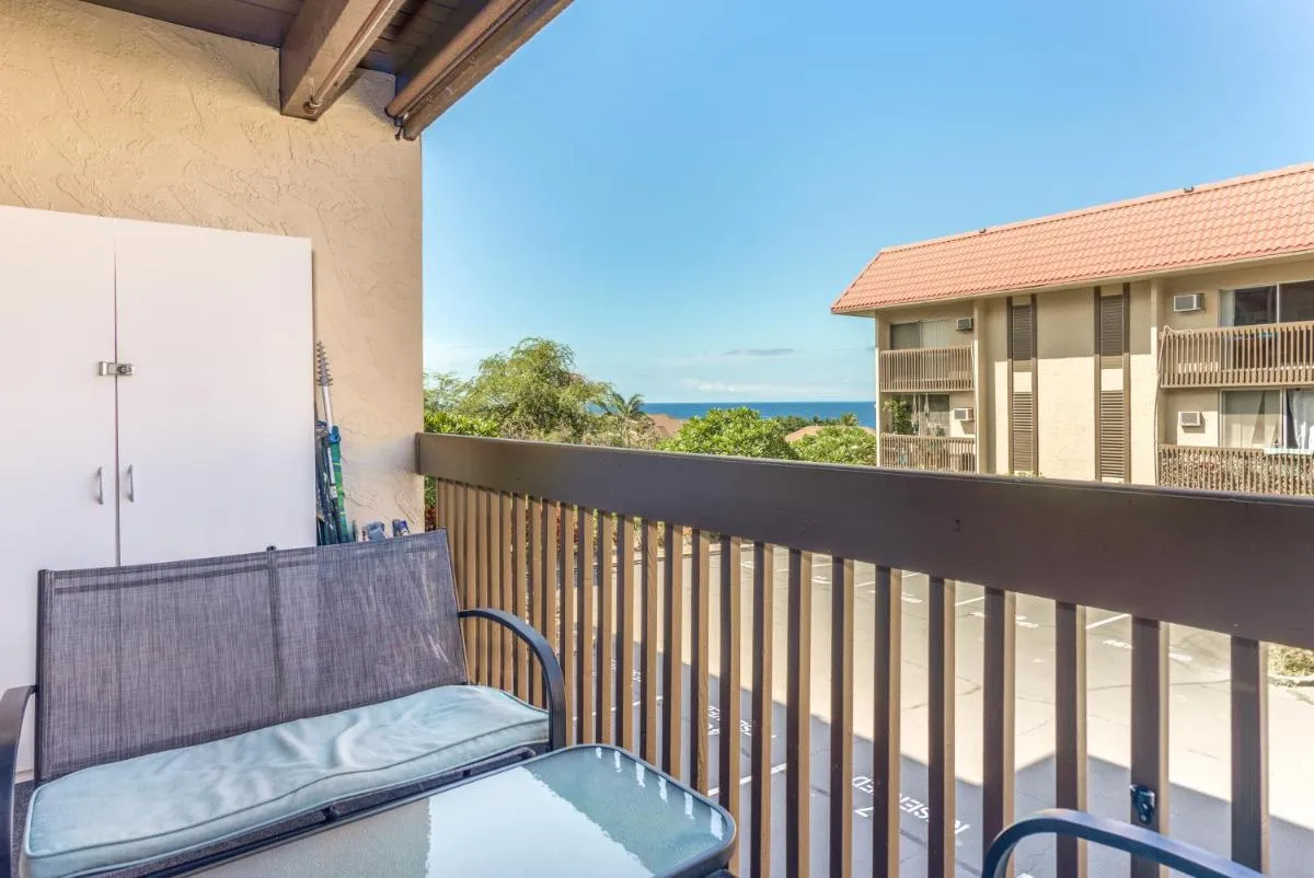 Image 5 of Kona Mansions 123