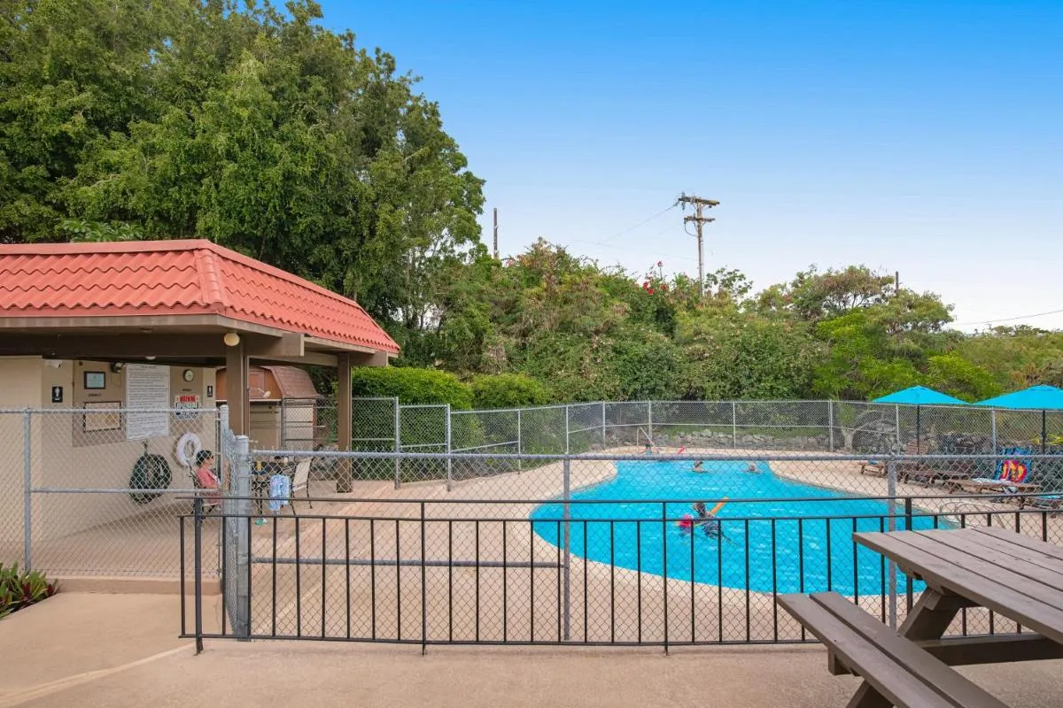 Image 3 of Kona Mansions D-226
