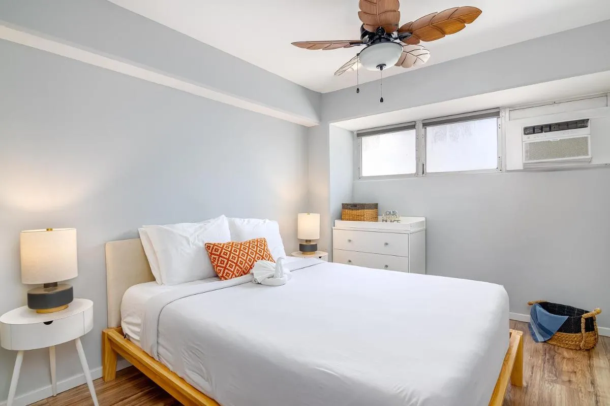 Image 3 of Kuhio at Waikiki 2BR and 2BA Condo Near Beach with Parking