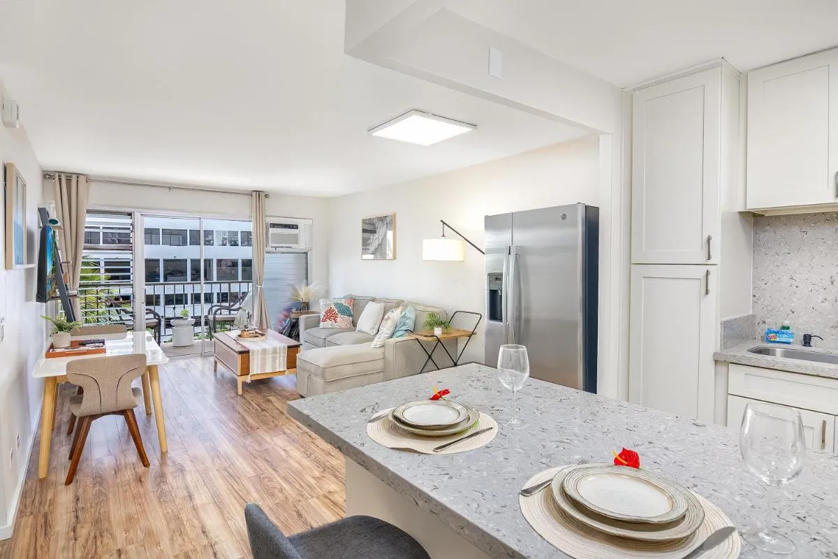 Image 6 of Kuhio at Waikiki 2BR and 2BA Condo Near Beach with Parking