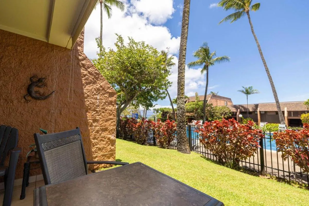 Image 3 of Kuleana Resort 302