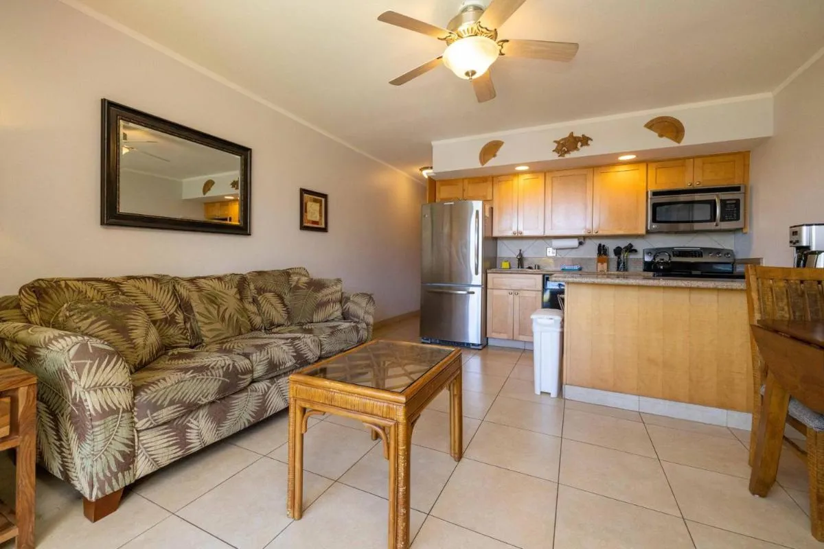 Image 5 of Kuleana Resort 302