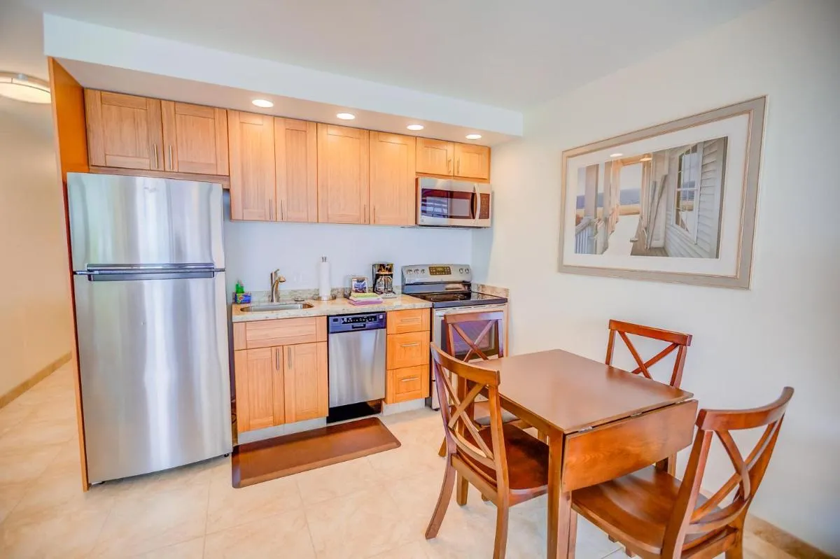 Image 6 of Kuleana Resort 714