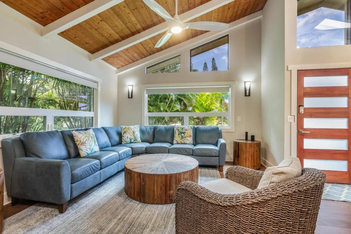 Image 1 of Lani Oasis