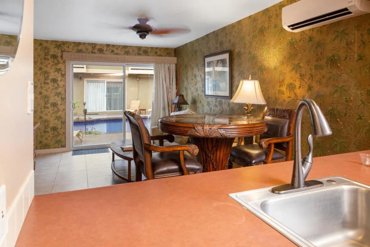 Image 2 of Lotus Suite in a Boutique Resort, 1Bedroom Sleeps 4