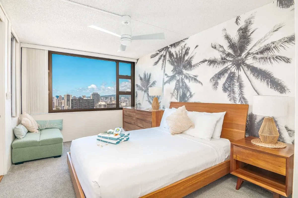 Image 2 of Lovely 1BR Ocean View Condo, Near Beach + Parking!