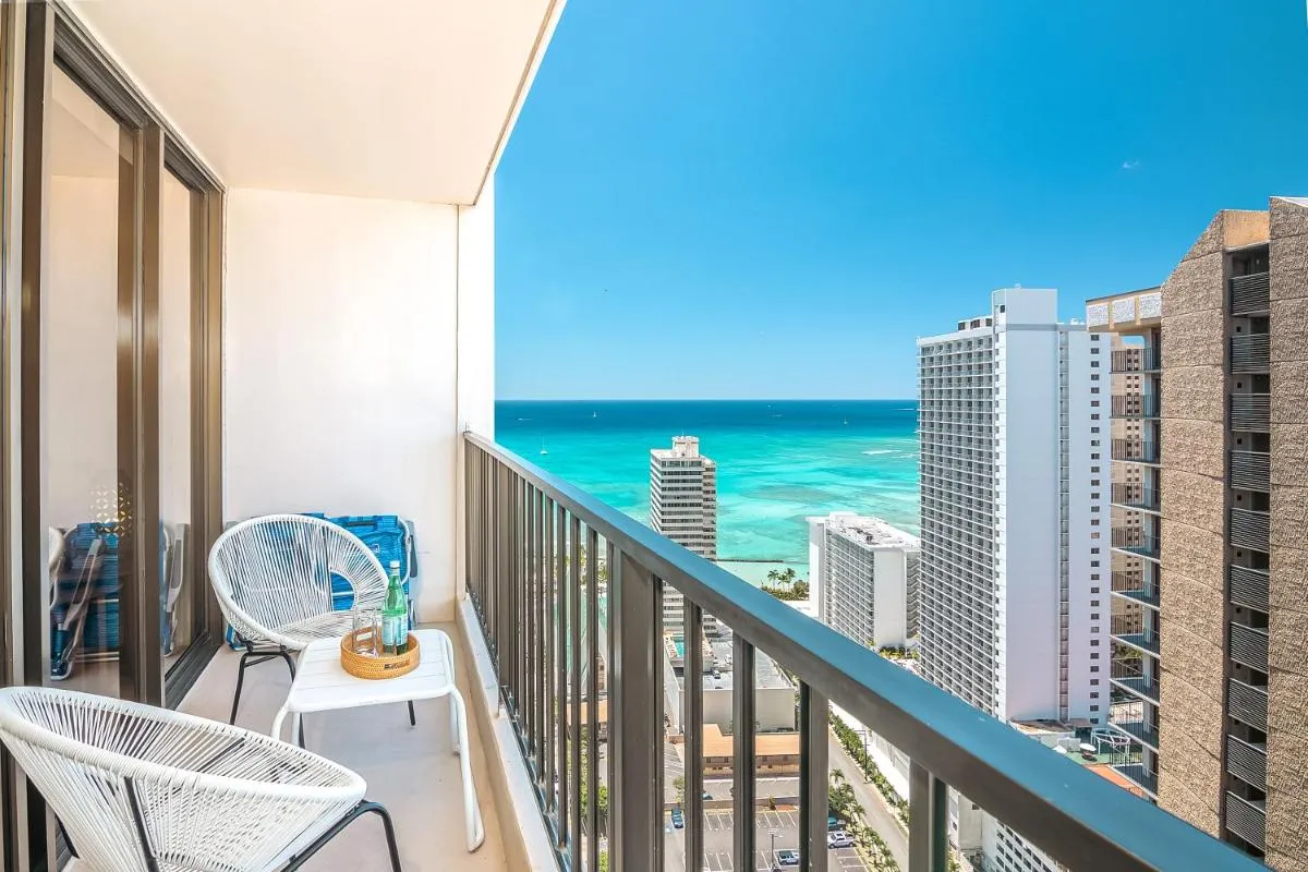 Image 1 of Lovely 1BR Ocean View Condo, Near Beach + Parking!