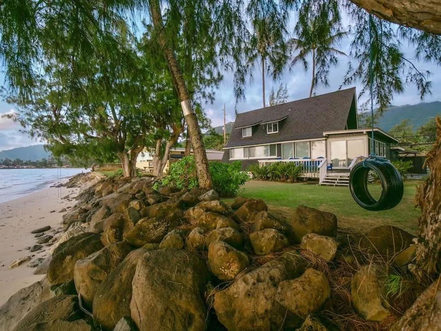Image of Magic North Shore Beach House 30 day rental PCC BY