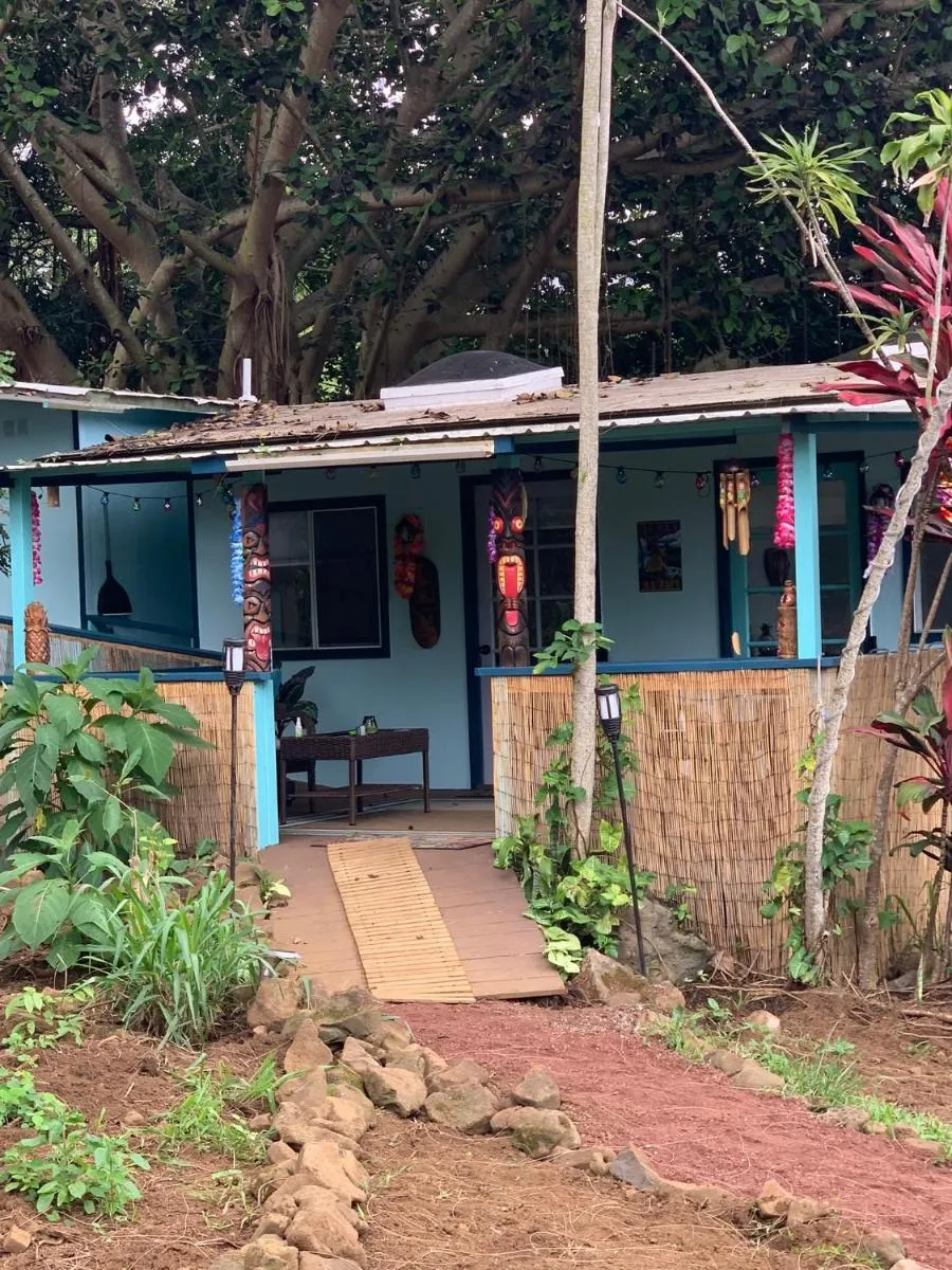 Image 3 of Manta Soul Tiki Cottage