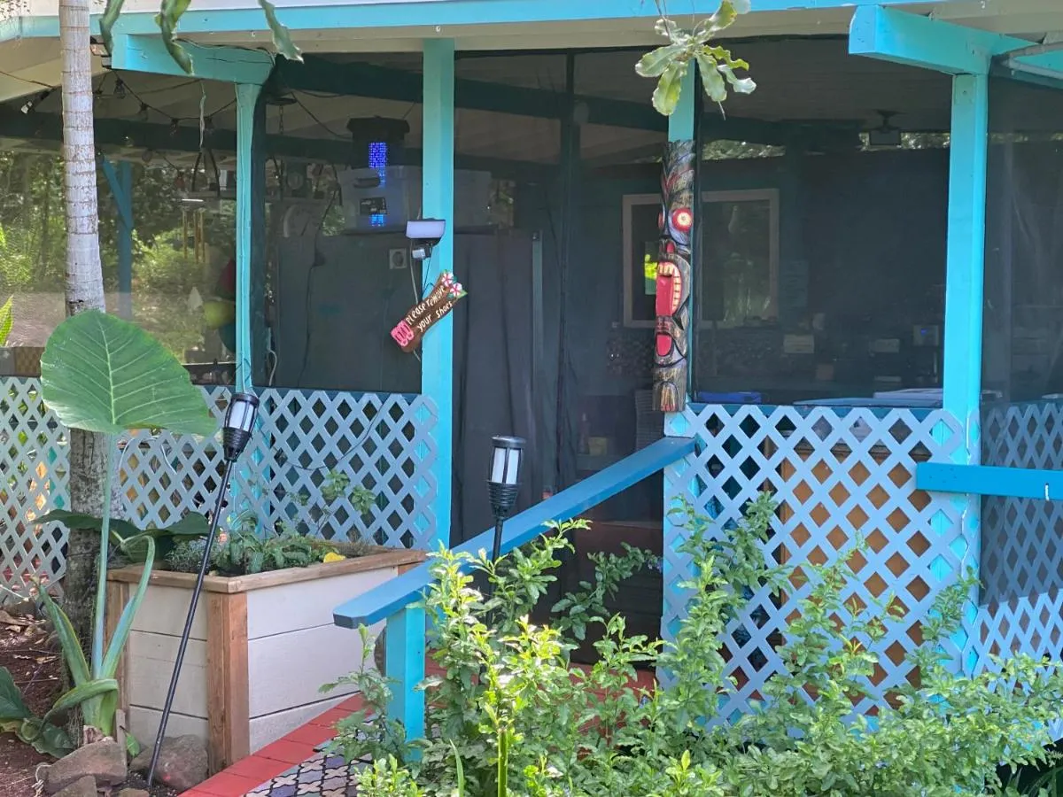 Image 2 of Manta Soul Tiki Cottage