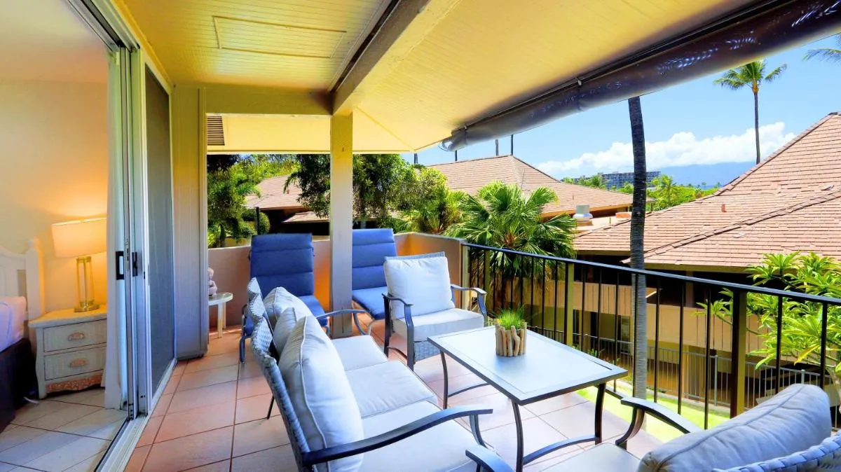 Image 2 of Maui Eldorado B200-Large lanai w/ocean/golf course views