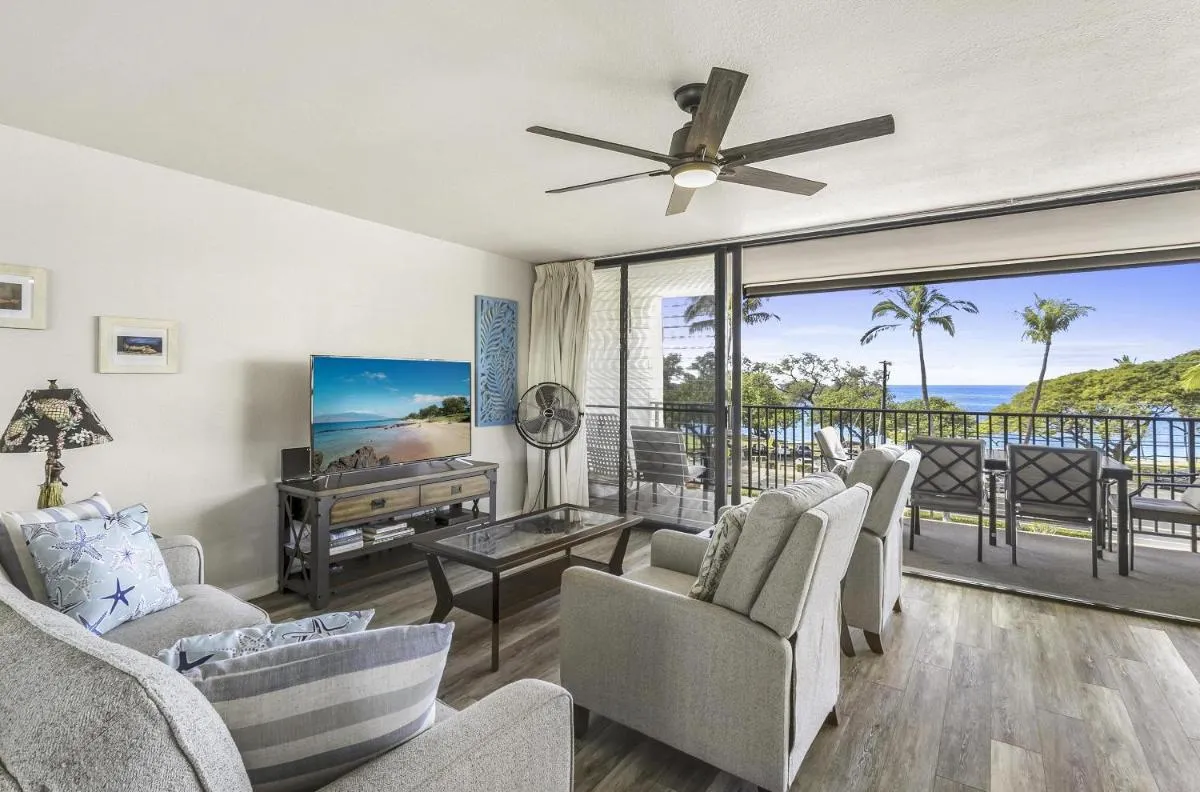 Image 2 of Maui Parkshore 414, Top Floor, Amazing Ocean Views