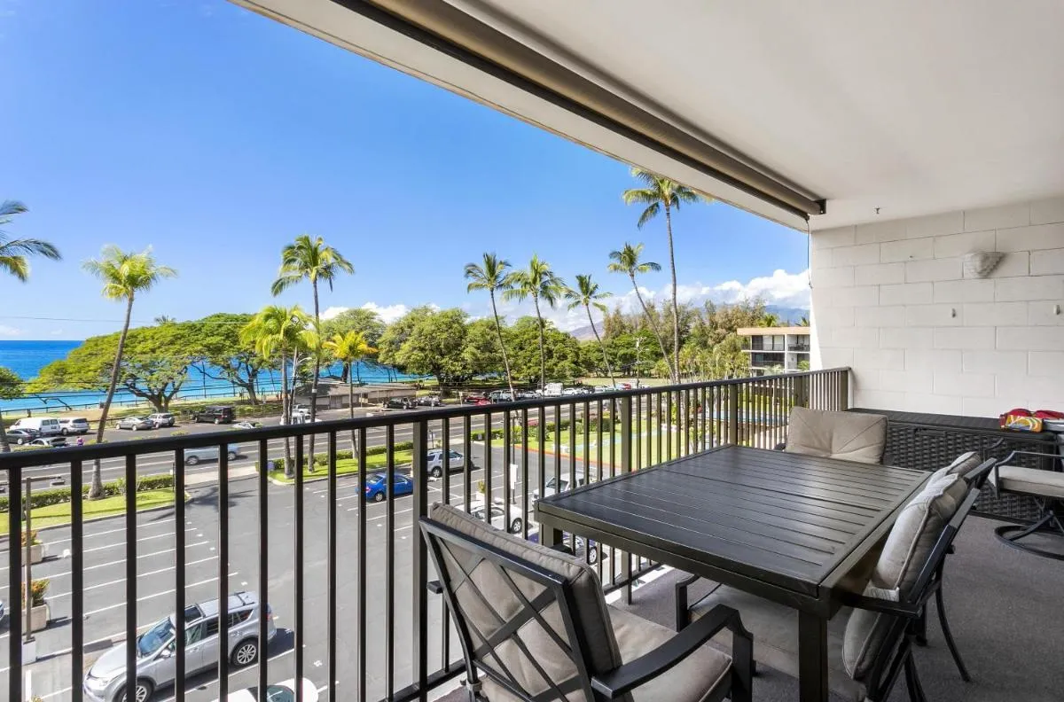 Image 6 of Maui Parkshore 414, Top Floor, Amazing Ocean Views
