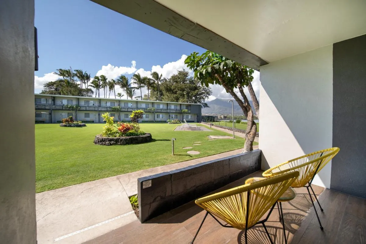 Image 4 of Maui Seaside Hotel