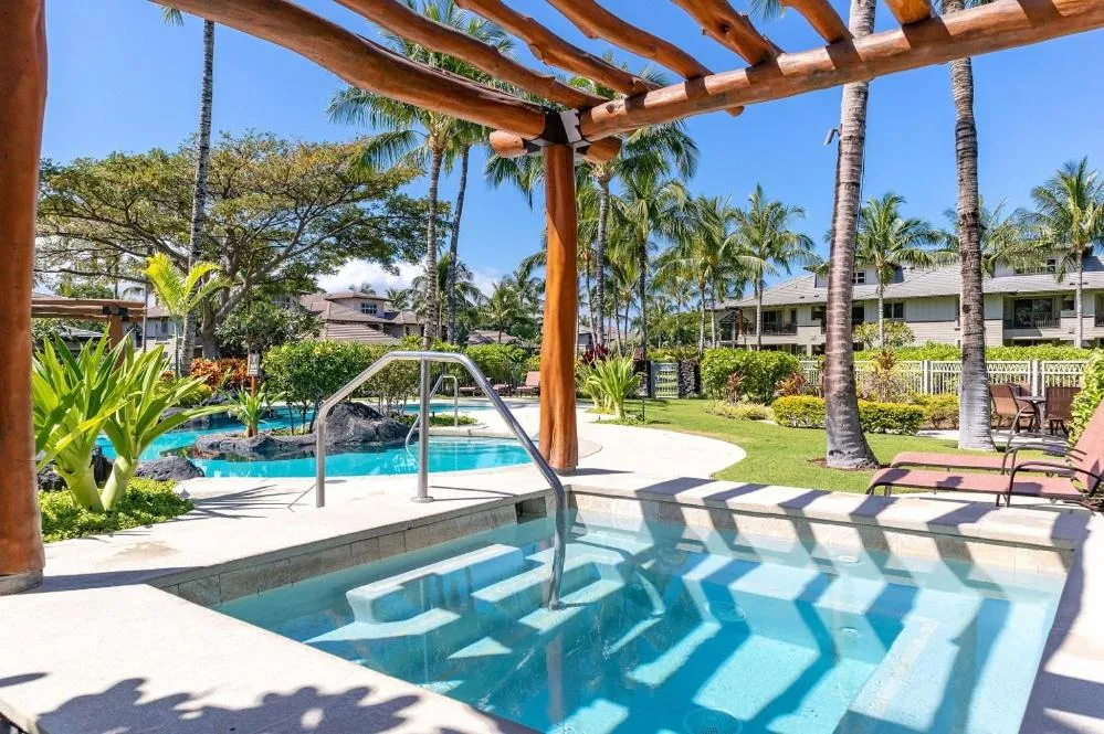 Image 2 of Mauna Lani Beach Club Pass D3 Golf Villas at Mauna Lani