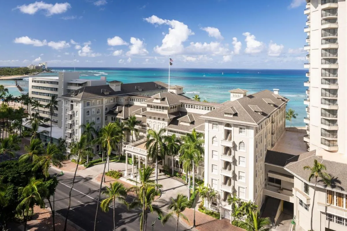 Image 2 of Moana Surfrider, A Westin Resort & Spa, Waikiki Beach