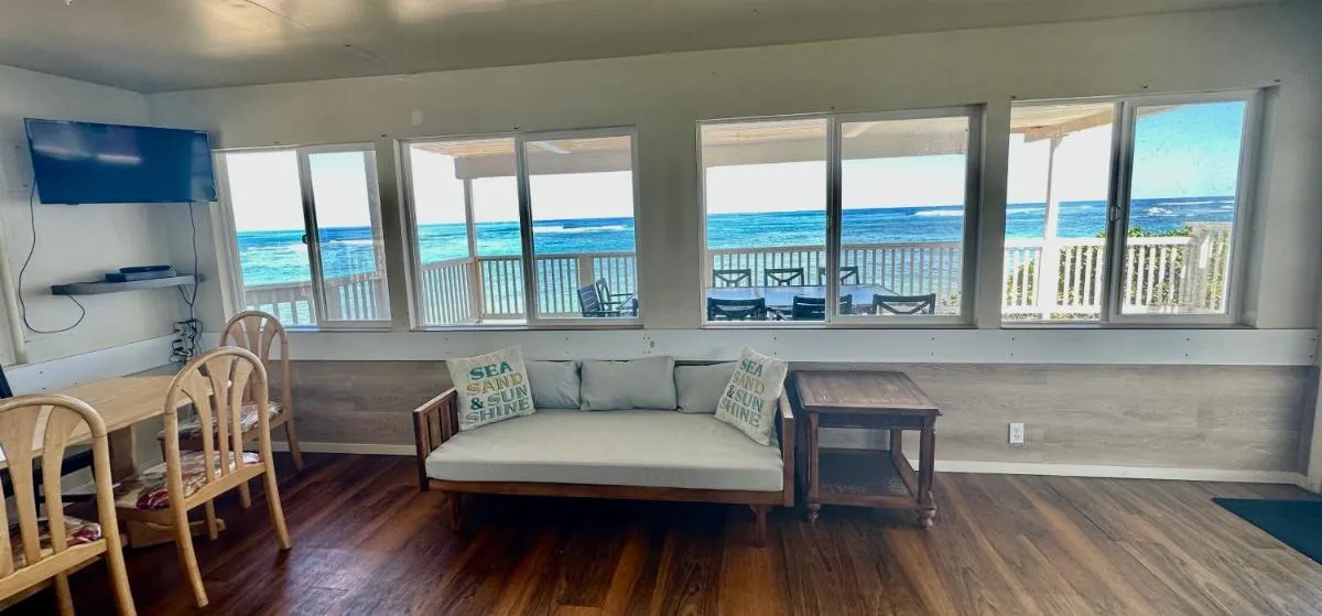 Image 2 of Mokulē’ia Beach Houses at Owen’s Retreat