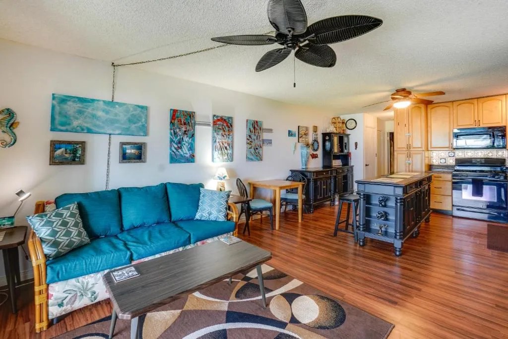 Image of Molokai Island Retreat with Ocean View and Pool!