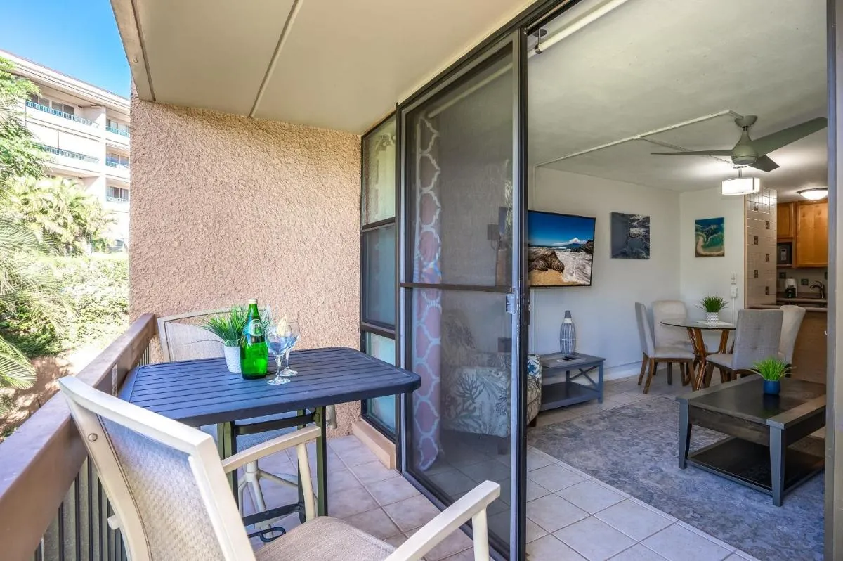 Image 3 of NEW Modern Beautiful Renovated Maui Vista 3220