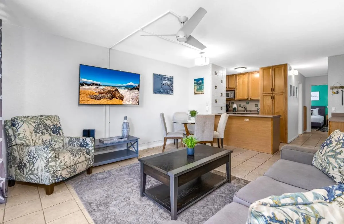 Image 6 of NEW Modern Beautiful Renovated Maui Vista 3220