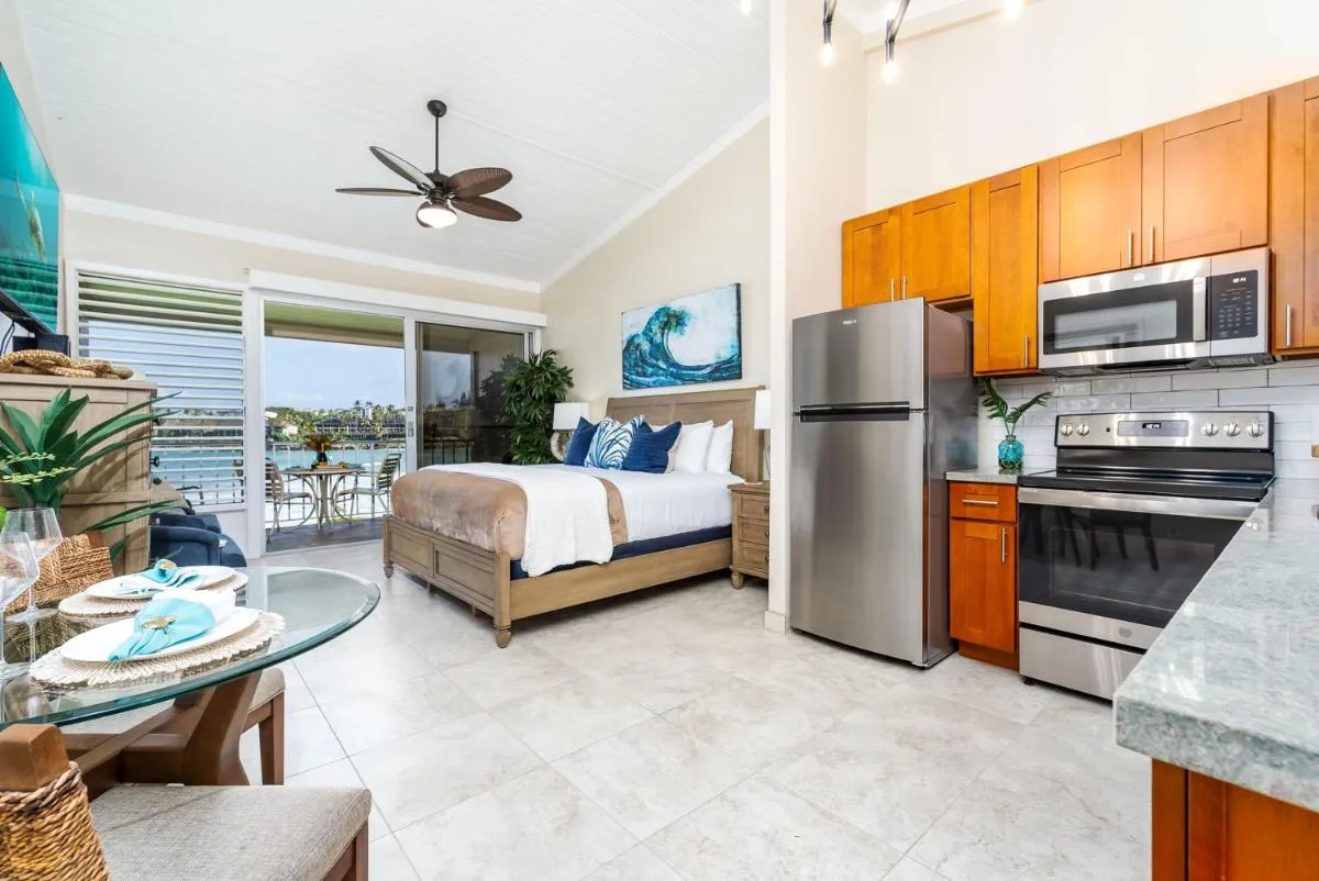 Image 2 of Napili Shores A203 OF Studio condo