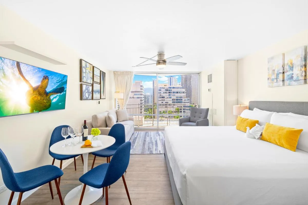 Image 6 of Newly Renovated Ilikai Marina Studio – Near Beach!