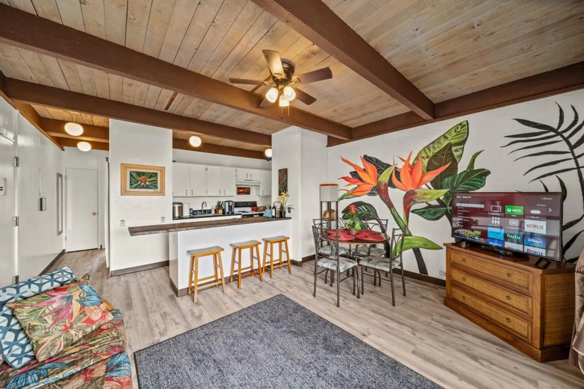 Image 3 of Newly Upgraded 1BR Unit Near Beach max of 5 Guests