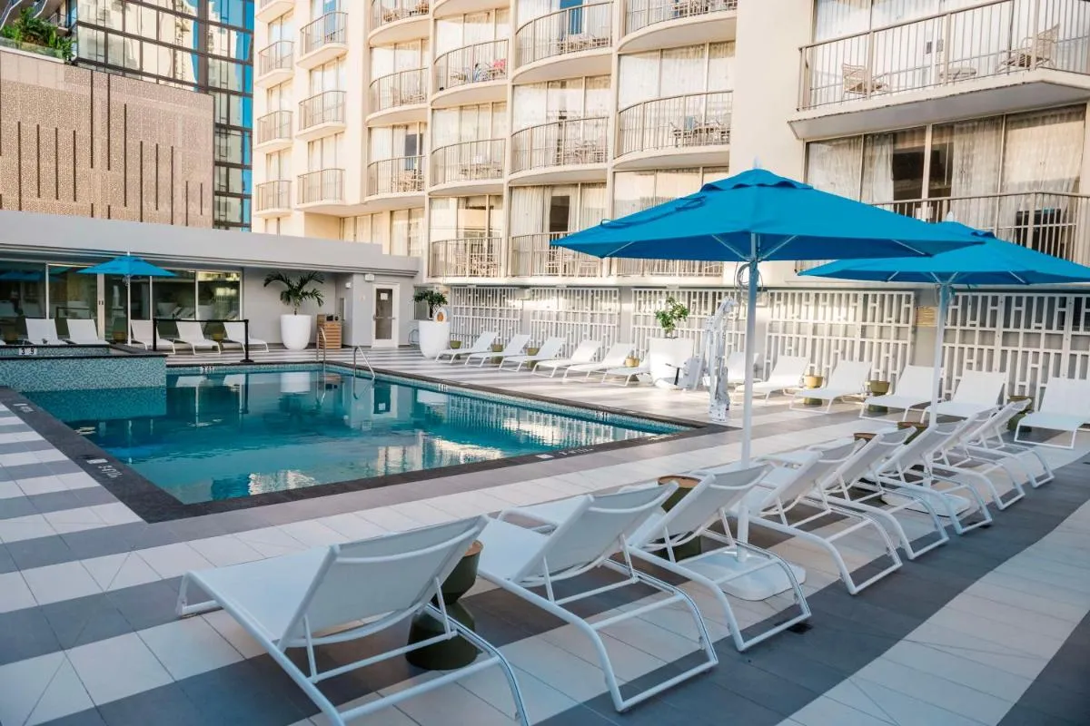 Image 2 of OUTRIGGER Waikiki Paradise Hotel