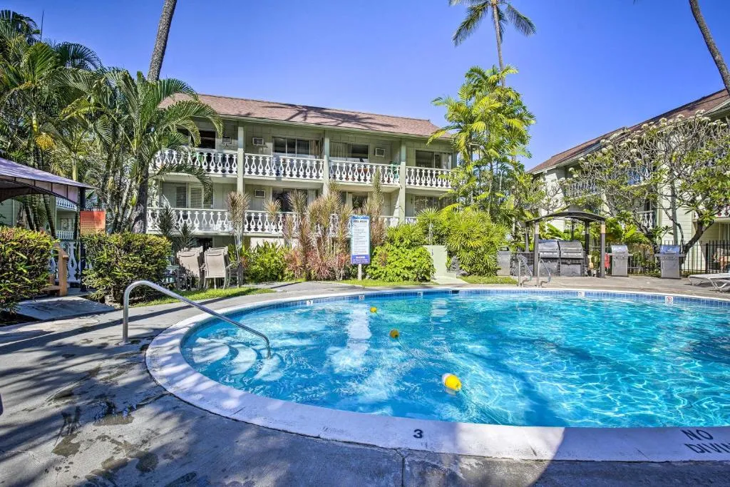 Image of OUTSTANDING OCEANFRONT STUDIO – KONA ISLANDER INN CONDOS condo