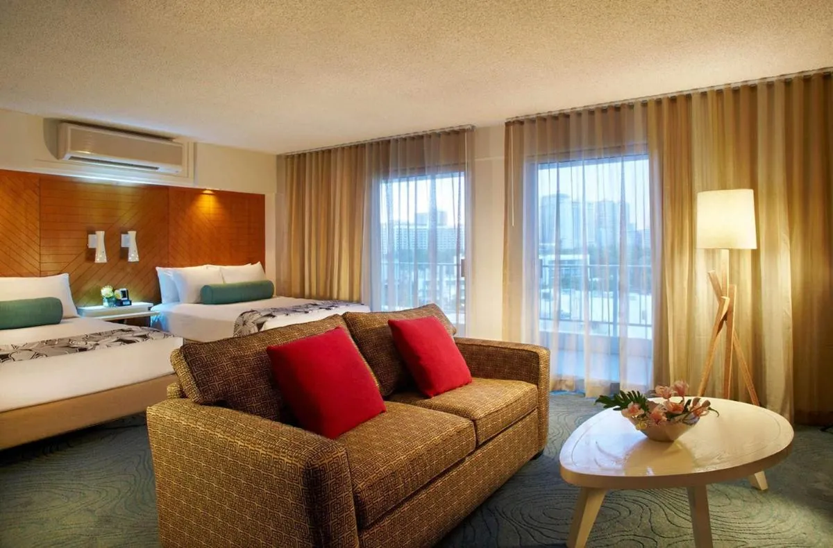 Image 1 of Oasis Hotel Waikiki