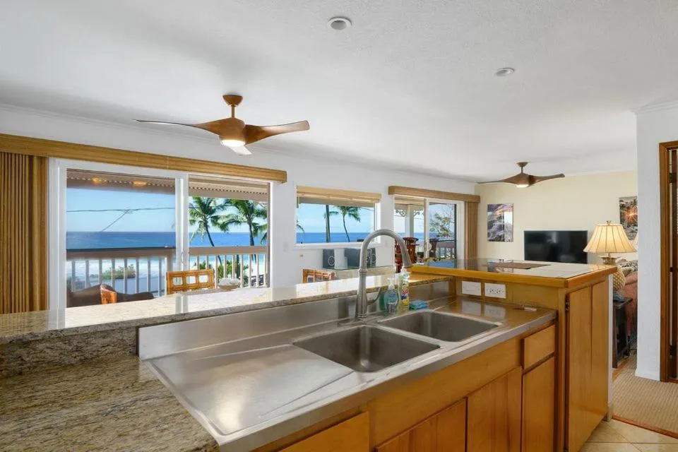 Image of Ocean View 2 Bedroom Kahalu’u Reef