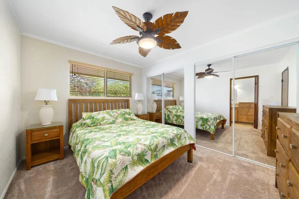 Image 4 of Ocean View 2 Bedroom Kahalu’u Reef