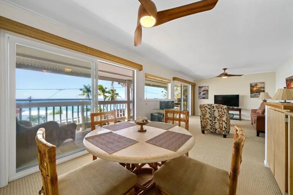 Image 3 of Ocean View 2 Bedroom Kahalu’u Reef