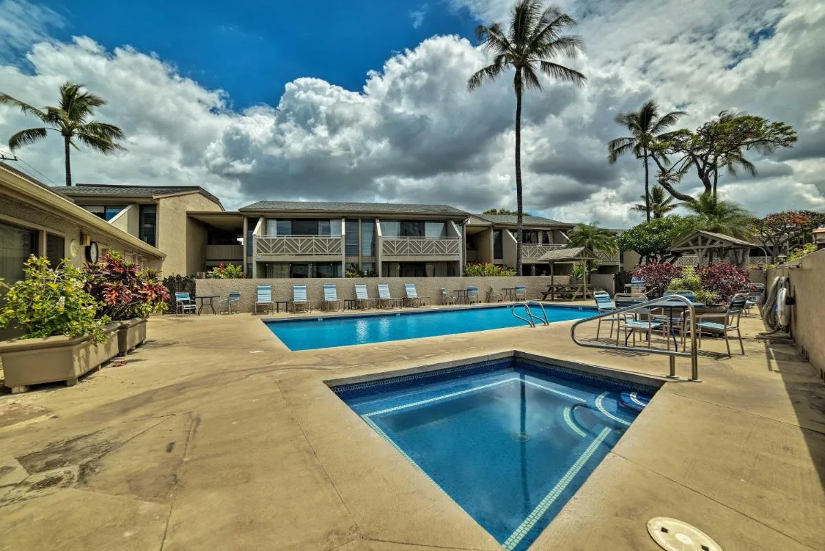 Image 2 of Ocean-View Kihei Condo with Pool Access!