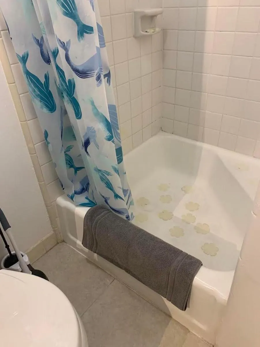 Image 6 of Ocean and Mountain View Condo – Free Reserved Parking