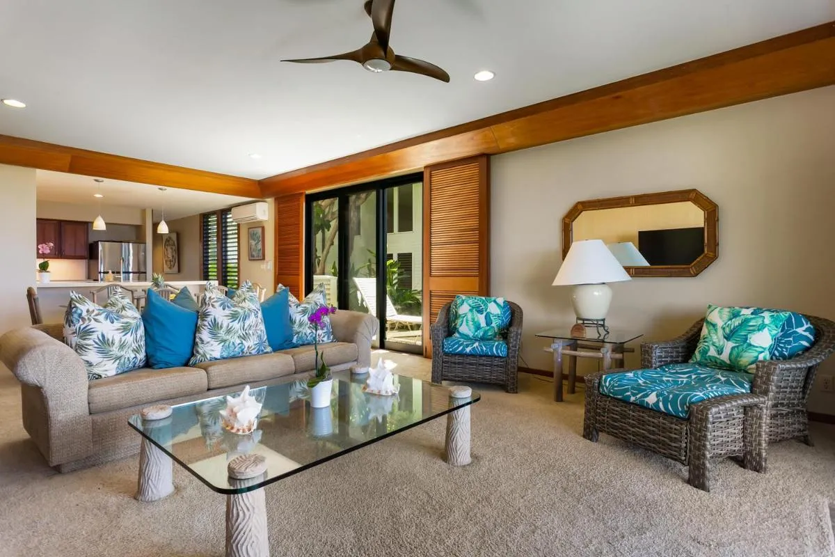 Image 3 of Oceanfront Breezy Corner Unit w Air Conditioning- Alekona Kauai